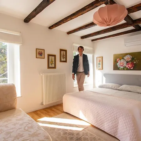 Ora Et Labora アパート *