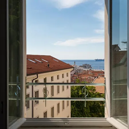 Ora Et Labora * Trieste