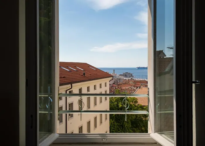 Ora Et Labora * Trieste